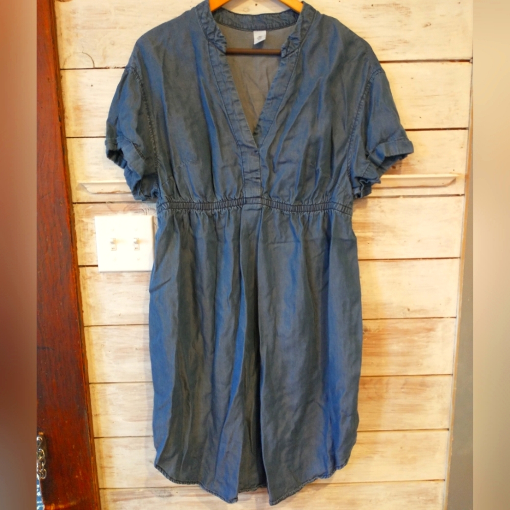 H&M Blue Denim Maternity Dress Size Medium